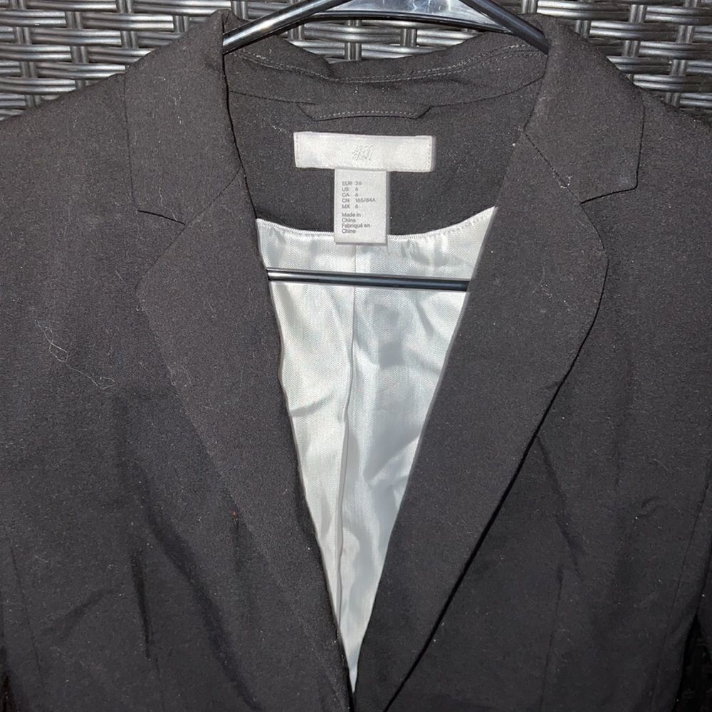 H&M blazer  - Picture 2 of 3